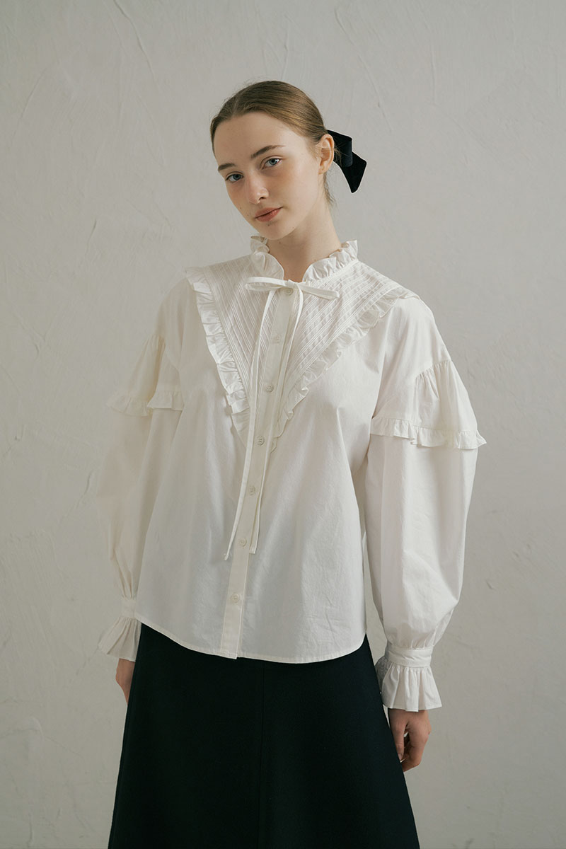 Butter frill blouse (ivory)